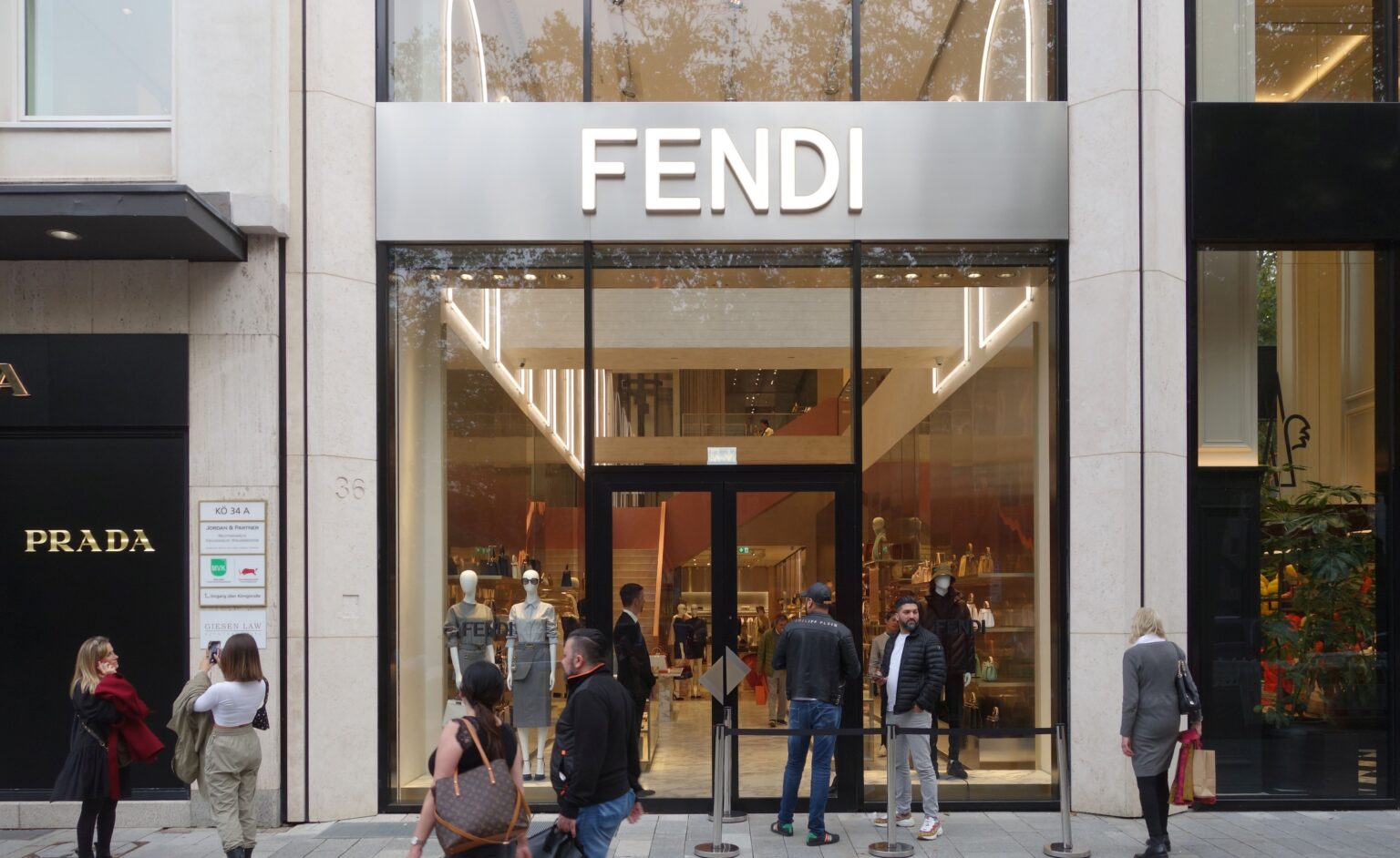 Fendi Rivals Top 100 Luxury Fashion Brands: World's Best Global Icons (Part 1) - The ...