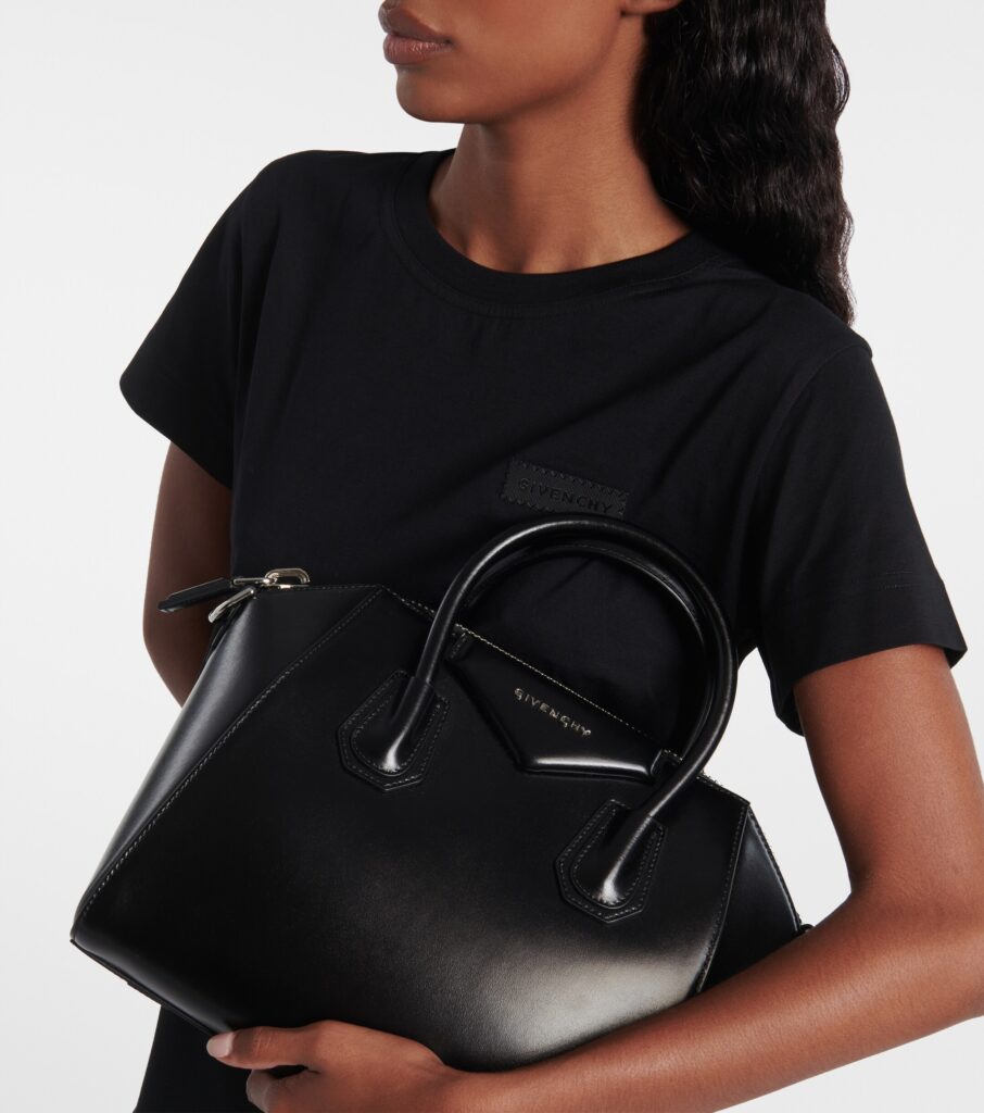 Givenchy
Antigona Small leather tote bag