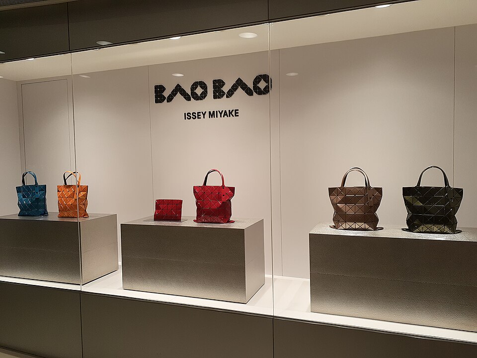 Bai Bao Issey Miyake